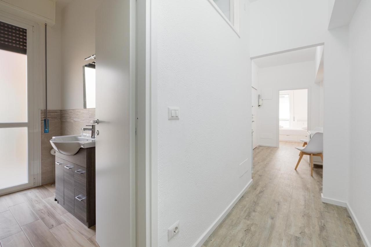 Cagnola Cozy Apartament With Balcony Mailand Exterior foto
